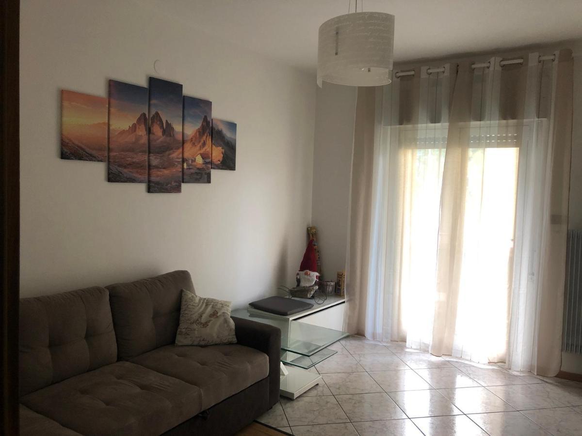 Casa Di Max - Private Room In Apartment With Shared Bathroom Free Parking Bolzano Bagian luar foto